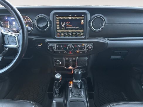 Used 2021 Jeep Wrangler Unlimited Sahara image 11