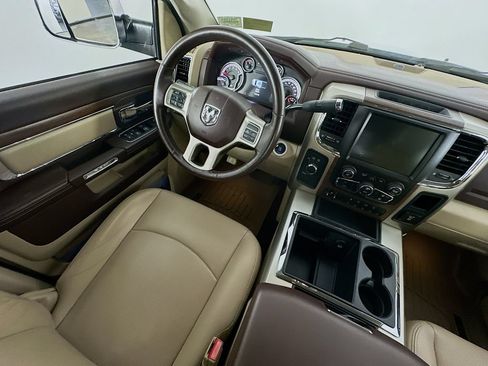 Used 2014 RAM 3500 Laramie AWD/4WD image 9