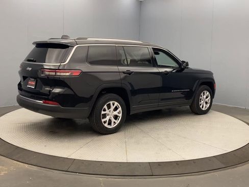 Used 2021 Jeep Grand Cherokee L Limited AWD/4WD image 5