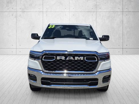 Used 2025 RAM 1500 Big Horn AWD/4WD image 2