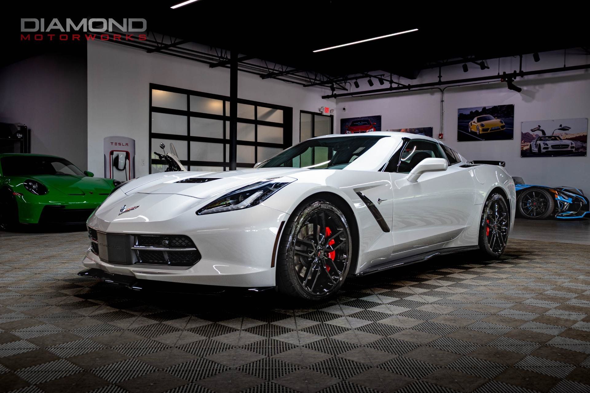 Used 2019 Chevrolet Corvette Stingray Coupe RWD image 7