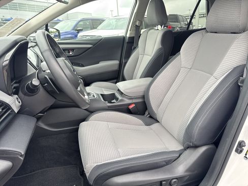 Used 2024 Subaru Outback Premium AWD/4WD image 24