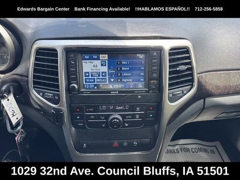 Used 2012 Jeep Grand Cherokee Laredo AWD/4WD image 18