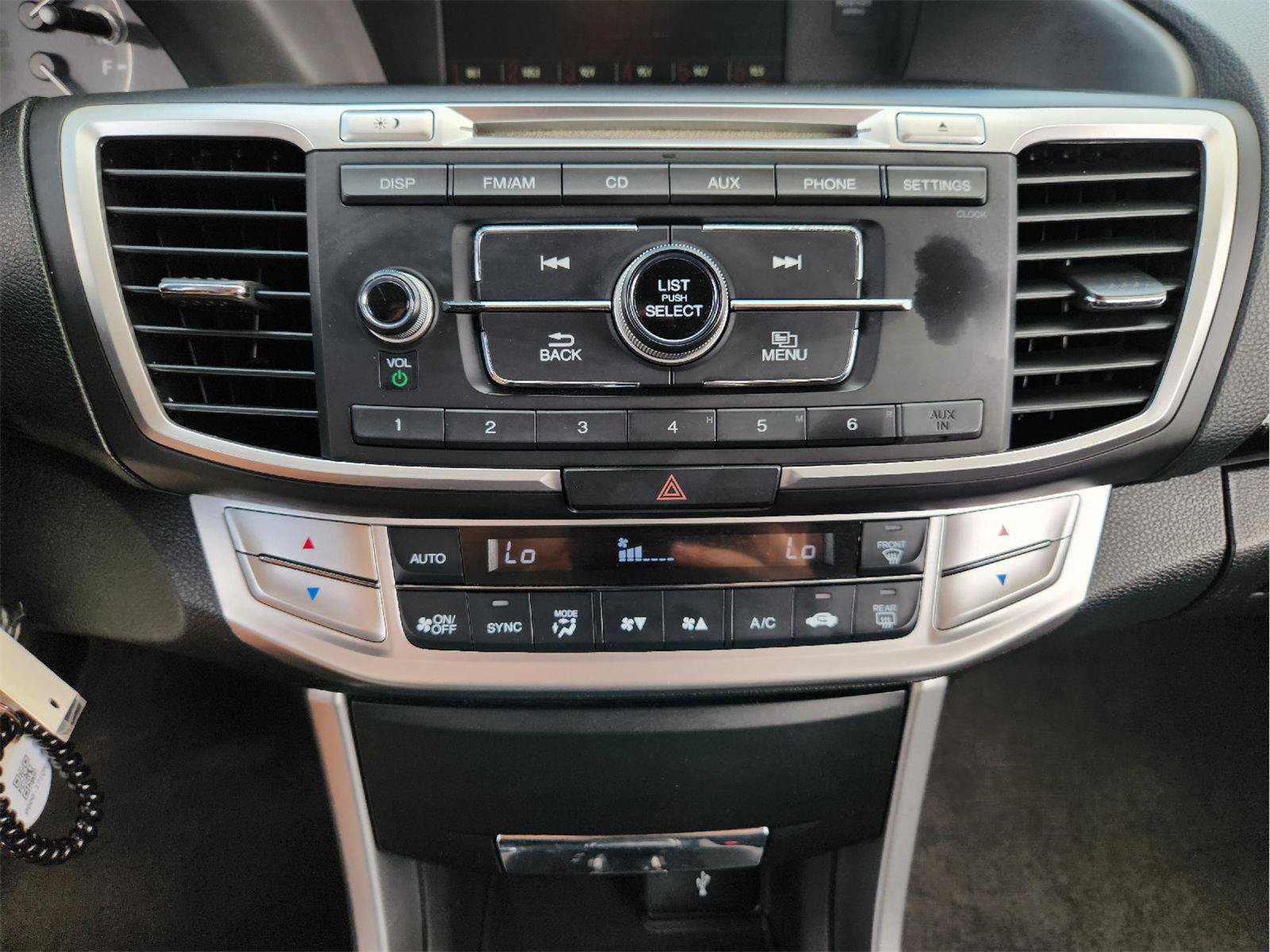 Used 2015 Honda Accord Sport image 18