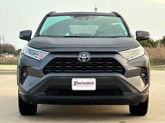 Used 2019 Toyota RAV4 XLE w/ Convenience Package video 2