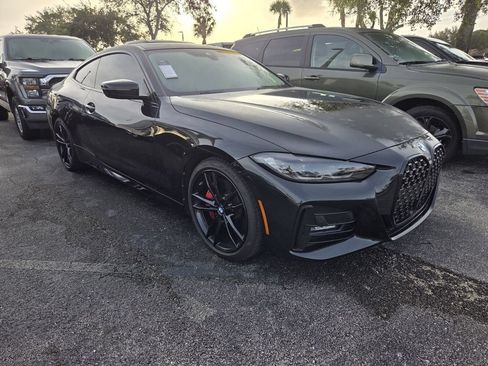 Used 2022 BMW 430i Coupe w/ M Sport Package RWD image 2