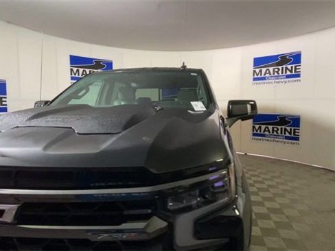 Used 2023 Chevrolet Silverado 1500 ZR2 w/ Technology Package image 5