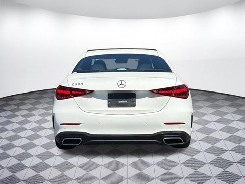 Used 2022 Mercedes-Benz C 300 Sedan image 10
