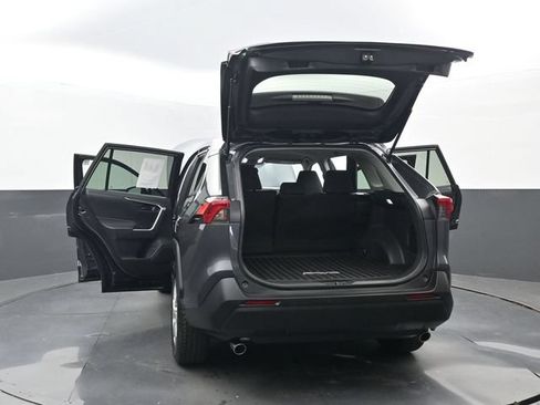 Used 2023 Toyota RAV4 LE FWD image 33