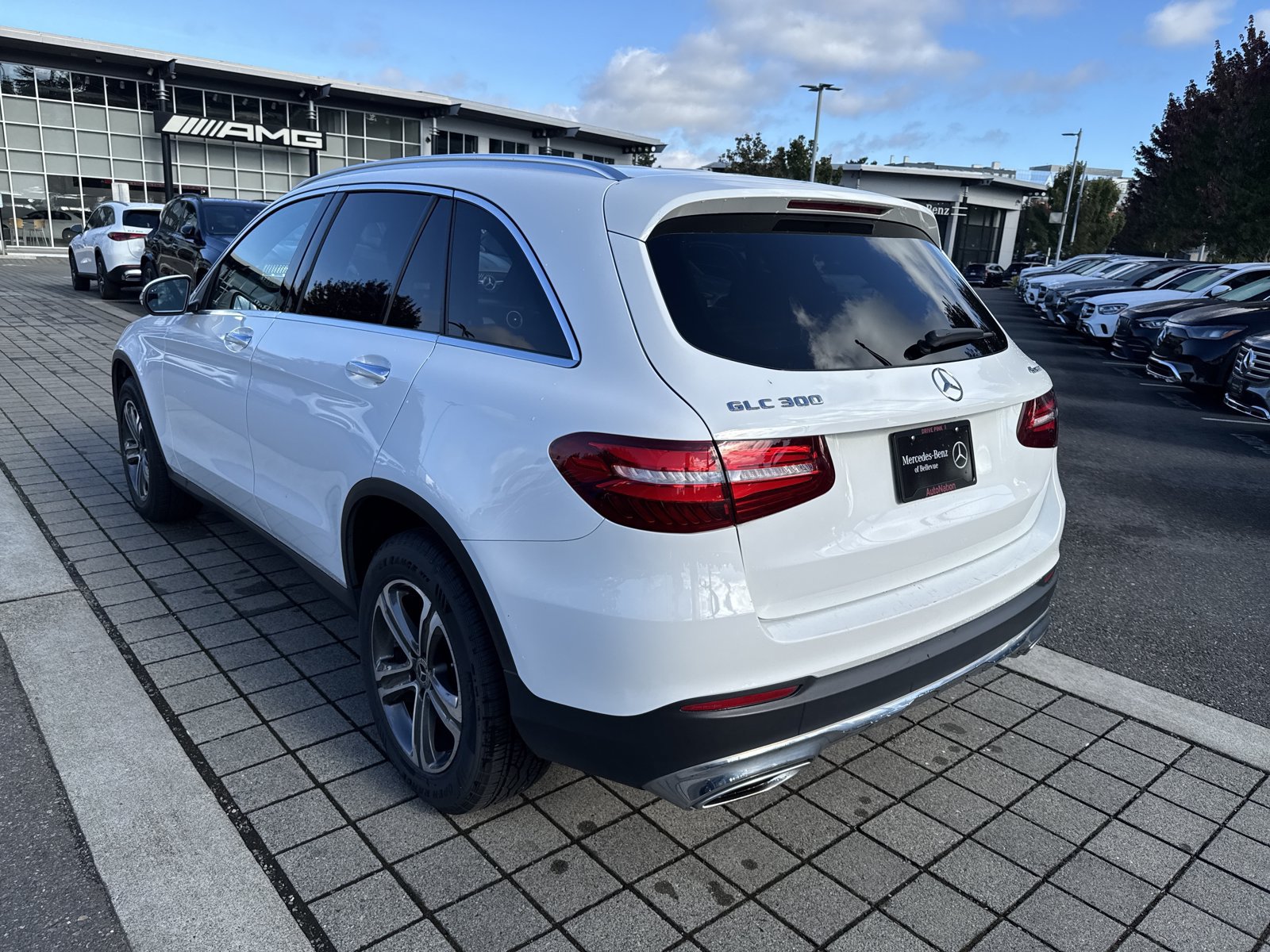 Used 2019 Mercedes-Benz GLC 300 4MATIC image 8