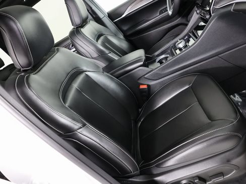 Used 2024 Jeep Grand Cherokee Limited w/ Trailer Tow Package image 40