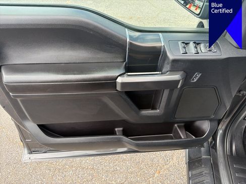 Used 2018 Ford F150 XLT w/ Equipment Group 302A Luxury AWD/4WD image 9
