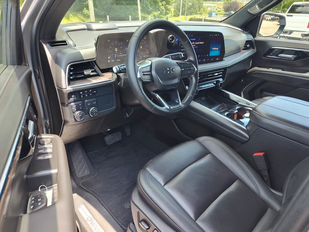 Used 2025 Chevrolet Tahoe Z71 AWD/4WD image 13