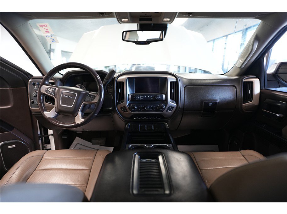 Used 2016 GMC Sierra 1500 Denali w/ Enhanced Driver Alert Package AWD/4WD image 13