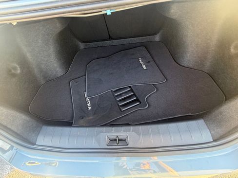 Used 2026 Nissan Sentra SR w/ Floor Mat Package image 34