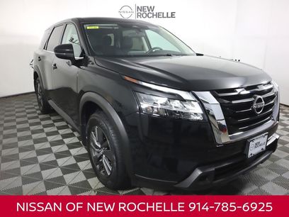 Certified 2022 Nissan Pathfinder S w/ Cargo Package