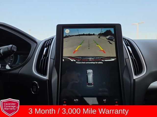Used 2023 Ford Edge SEL AWD/4WD image 9
