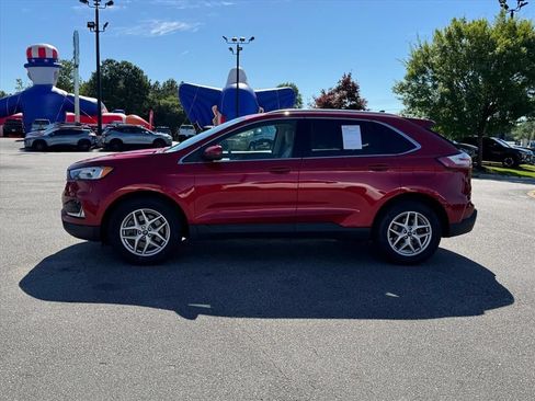 Used 2021 Ford Edge SEL w/ Convenience Package FWD image 6