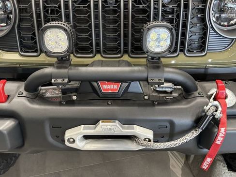New 2025 Jeep Wrangler Unlimited Rubicon w/ Safety Group AWD/4WD image 6