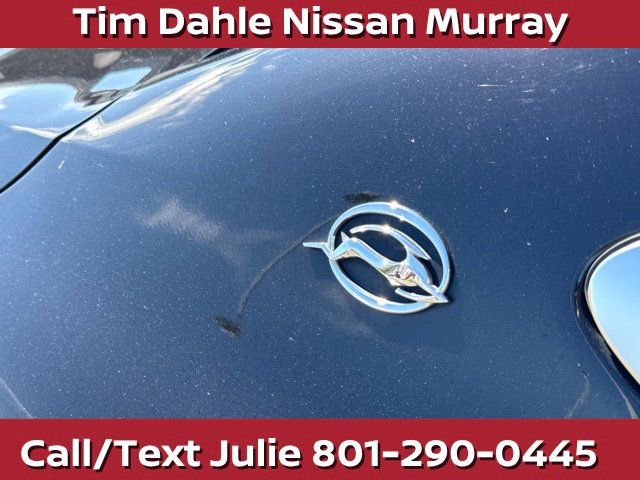 Used 2017 Chevrolet Impala Premier FWD image 19