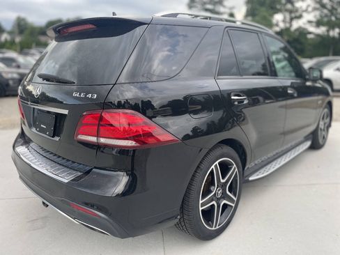 Used 2017 Mercedes-Benz GLE 43 AMG 4MATIC image 10