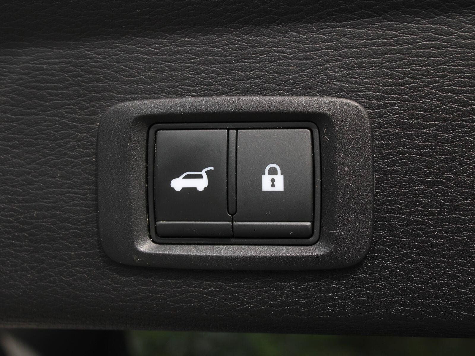 Used 2022 Mitsubishi Outlander SE AWD/4WD image 9