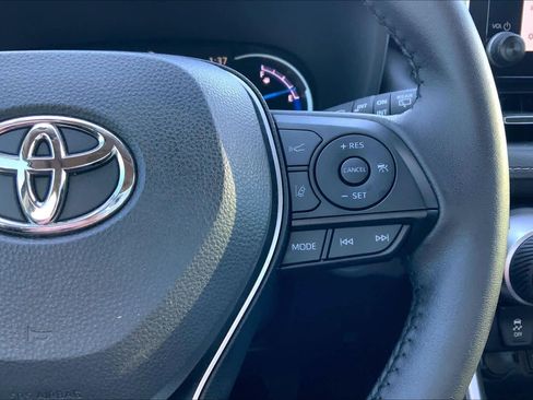 Used 2024 Toyota RAV4 XLE Premium image 47
