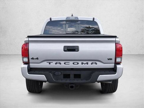Used 2023 Toyota Tacoma SR5 w/ Technology Package AWD/4WD image 6