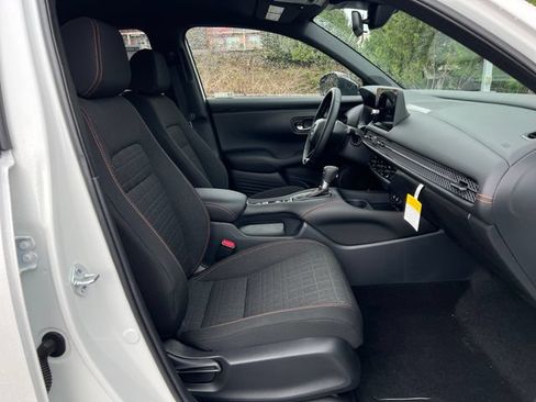 New 2026 Honda HR-V Sport image 10