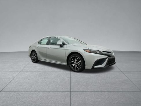 Used 2023 Toyota Camry SE FWD image 32
