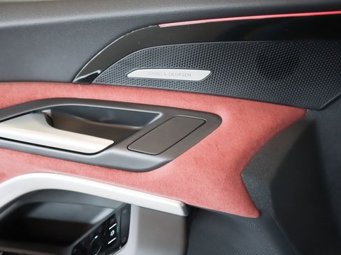 New 2025 Audi SQ5 Prestige image 24