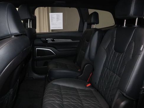 Used 2024 Kia Telluride EX X-Line AWD/4WD image 22