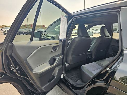 Used 2026 Toyota RAV4 XSE AWD/4WD image 16
