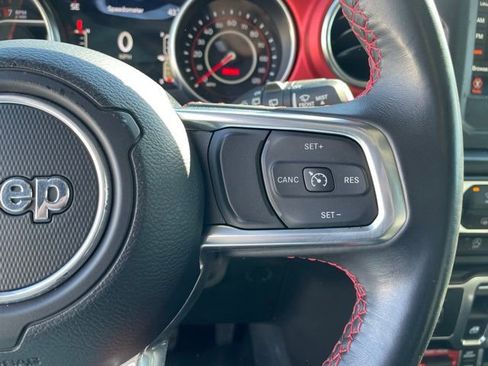 Used 2021 Jeep Wrangler Rubicon AWD/4WD image 15