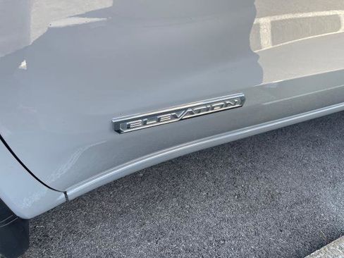 Used 2024 GMC Sierra 1500 Elevation image 7