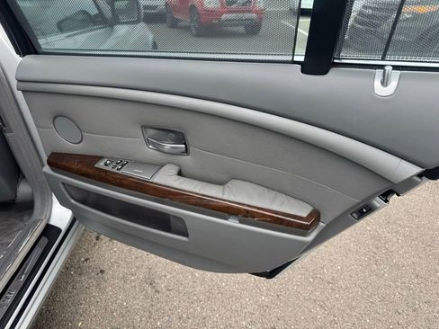 Used 2003 BMW 745Li RWD image 27
