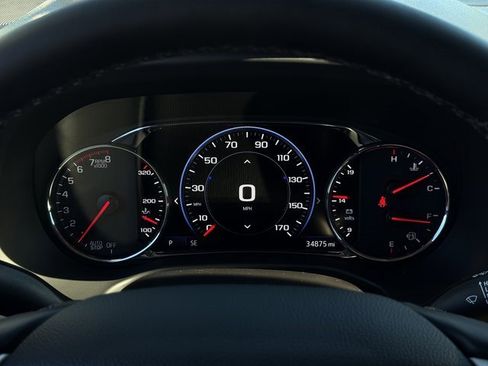 Used 2023 GMC Acadia SLT w/ Technology Package image 17