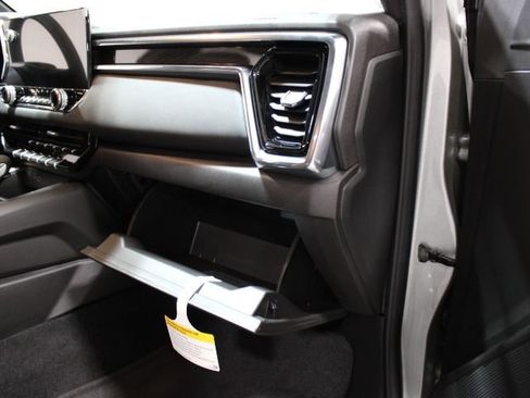 New 2026 GMC Canyon Elevation w/ Convenience Package image 31