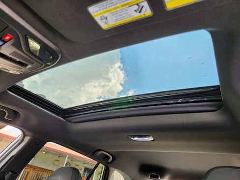 Used 2025 Subaru Outback Wilderness AWD/4WD image 10