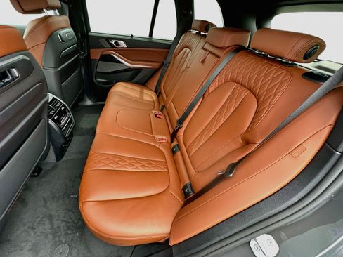 New 2026 BMW X5 sDrive40i w/ Executive Package RWD image 18