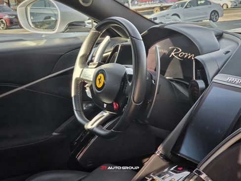 Used 2021 Ferrari Roma RWD image 14