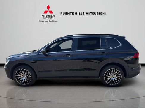 Used 2019 Volkswagen Tiguan SE w/ Panoramic Sunroof Package FWD image 8