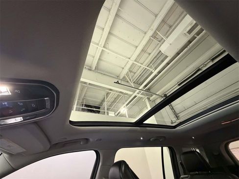 Certified 2022 Jeep Grand Cherokee L Limited image 26