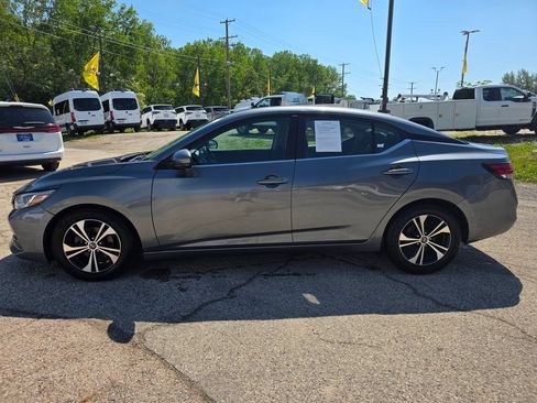 Used 2020 Nissan Sentra SV FWD image 5