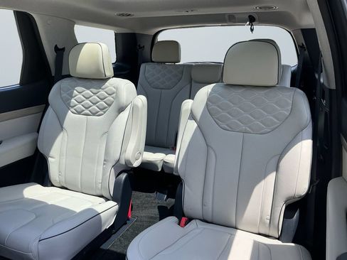 Used 2021 Hyundai Palisade Limited AWD/4WD image 14
