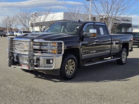 Used 2018 Chevrolet Silverado 2500 LTZ w/ Duramax Plus Package image 43