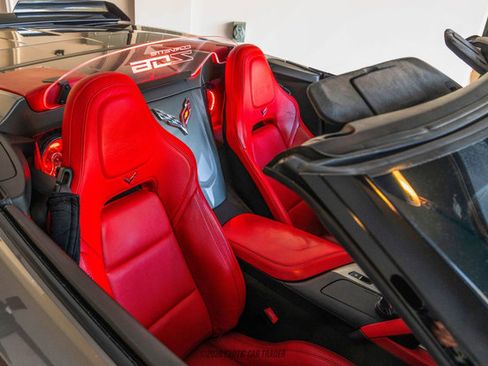 Used 2016 Chevrolet Corvette Z06 w/ 3LZ Preferred Equipment Group image 37