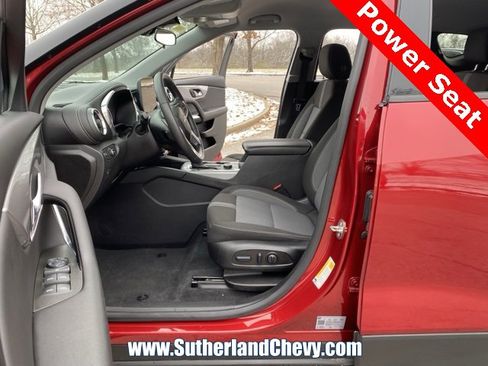 Used 2023 Chevrolet Blazer LT image 14