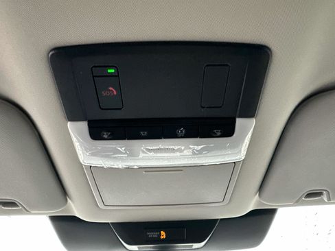 New 2025 Nissan Pathfinder SL image 36