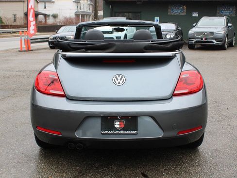 Used 2014 Volkswagen Beetle 1.8T image 7